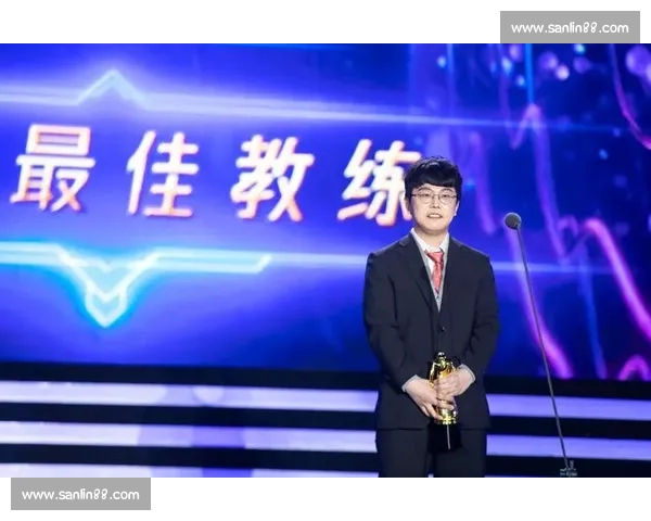 体育主持的艺术与挑战：如何在赛场与观众之间架起沟通的桥梁