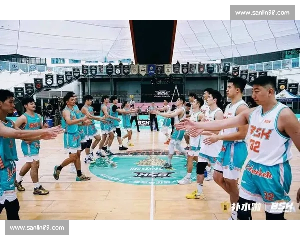 体育盛典汇聚全球精英 展现激情与荣耀的巅峰对决